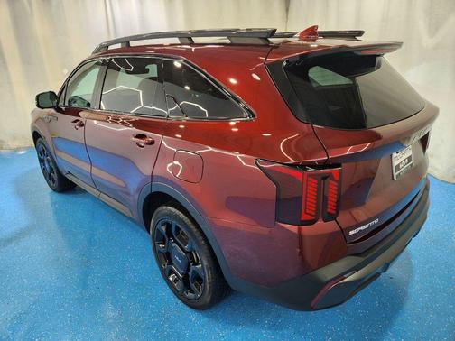Red 2024 Kia Sorento SX