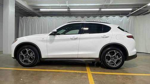 2022 Alfa Romeo Stelvio Ti