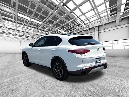 2022 Alfa Romeo Stelvio Ti