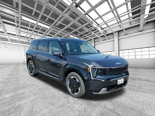 2026 Kia EV9 Land