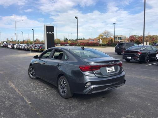 2024 Kia Forte LXS