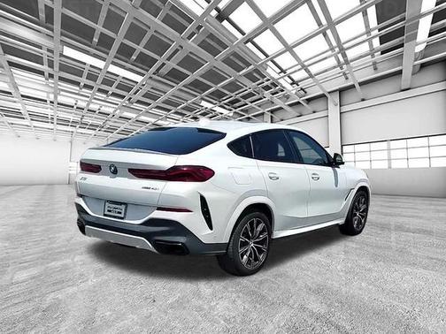 2022 BMW X6 xDrive40i