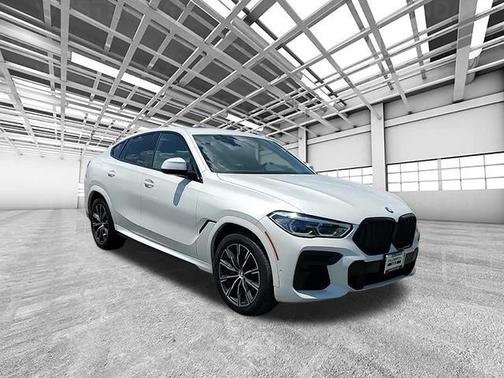 2022 BMW X6 xDrive40i