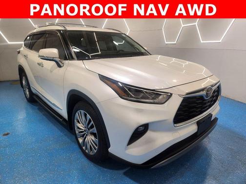 2022 Toyota Highlander Platinum