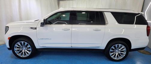 Summit White 2024 GMC Yukon XL Denali