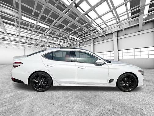 2023 Genesis G70 2.0T AWD