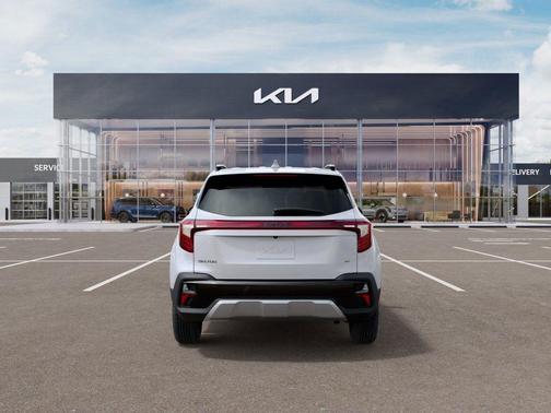 Snow White Pearl 2025 Kia Seltos EX