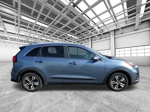 2022 Kia Niro EX Premium