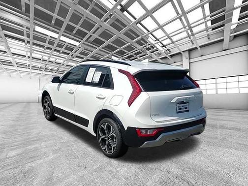 2023 Kia Niro Touring