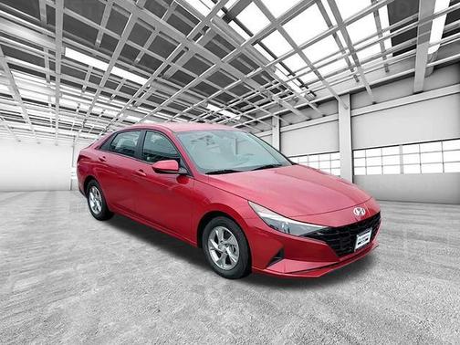 2021 Hyundai ELANTRA SE