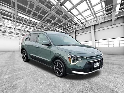 2024 Kia Niro EX