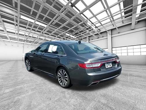 2019 Lincoln Continental Select