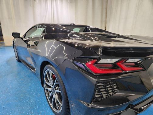 2024 Chevrolet Corvette Stingray w/2LT