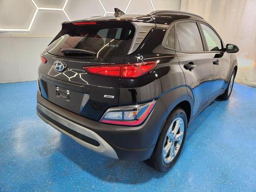Abyss Black Pearl 2023 Hyundai KONA SEL