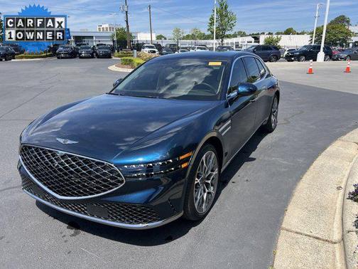 Makalu Gray Matte 2024 Genesis G90 e-SC