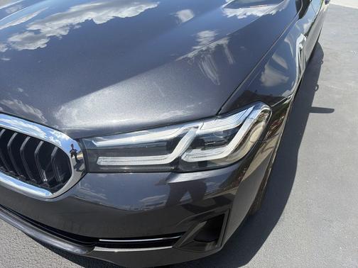 Dark Graphite Metallic 2023 BMW 530 530i