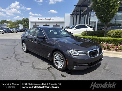 Dark Graphite Metallic 2023 BMW 530 530i