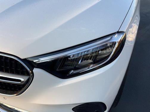 2025 Mercedes-Benz GLC 350e Base