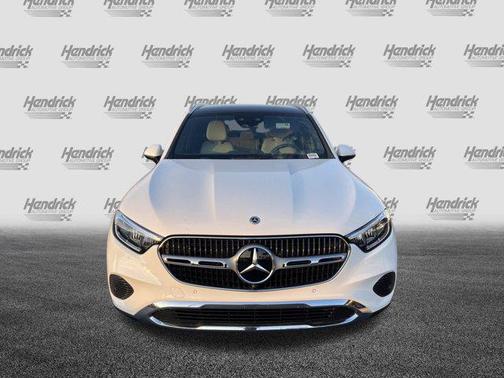 2025 Mercedes-Benz GLC 350e Base