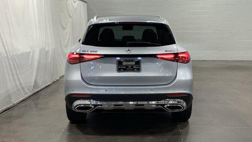 2026 Mercedes-Benz GLC 300 4MATIC