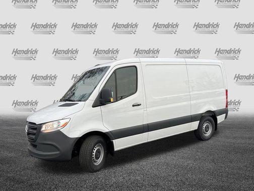 2025 Mercedes-Benz Sprinter 2500 Standard Roof