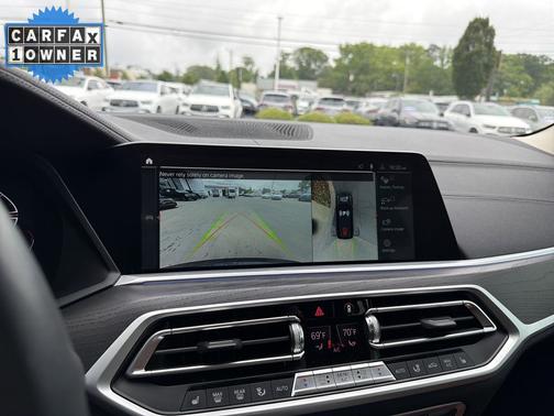 Black Sapphire Metallic 2022 BMW X7 xDrive40i