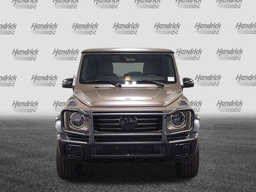 MANUFAKTUR Dark Olive Green Magno 2026 Mercedes-Benz G-Class G 550