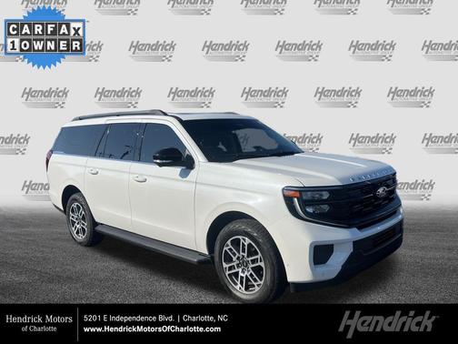 Star White Metallic Tri-Coat 2025 Ford Expedition Active