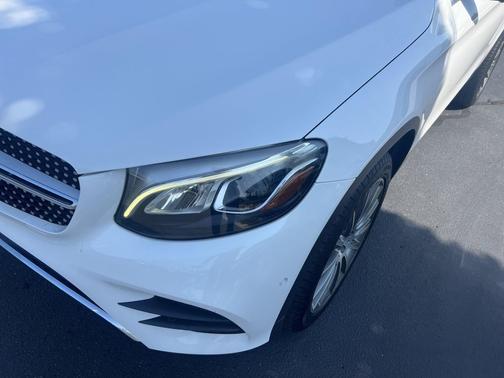 Polar White 2019 Mercedes-Benz GLC 300 4MATIC Coupe