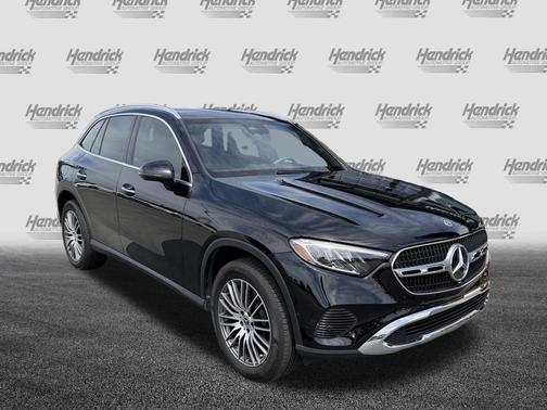 Black 2024 Mercedes-Benz GLC 300 4MATIC