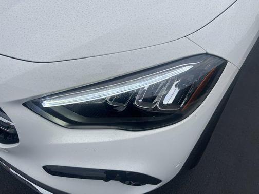 2025 Mercedes-Benz GLA 250 Base