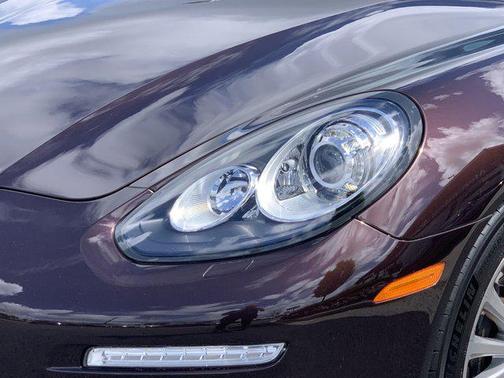 2014 Porsche Panamera 4