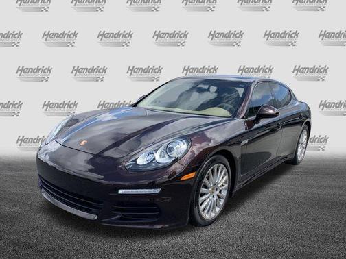 2014 Porsche Panamera 4