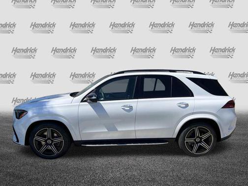 MANUFAKTUR Moonlight White Metallic 2026 Mercedes-Benz GLE 450 4MATIC