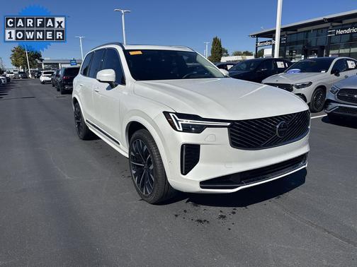 Crystal White Metallic 2025 Volvo XC90 Ultra