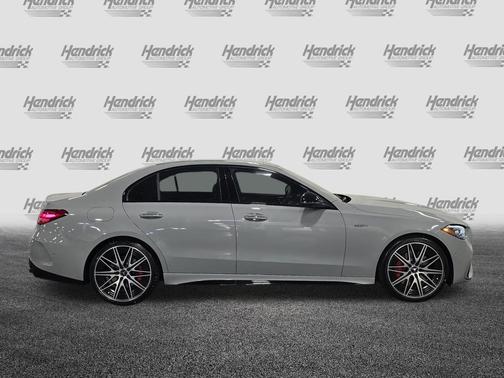 MANUFAKTUR Graphite Grey Magno 2026 Mercedes-Benz AMG C 43 4MATIC