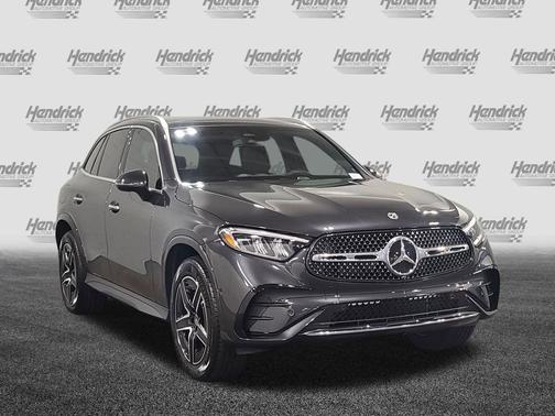 Graphite Grey Metallic 2026 Mercedes-Benz GLC 300 4MATIC