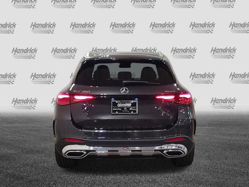 Graphite Grey Metallic 2026 Mercedes-Benz GLC 300 4MATIC