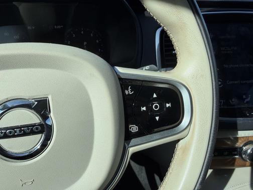 Denim Blue Metallic 2019 Volvo XC90 T6 Inscription