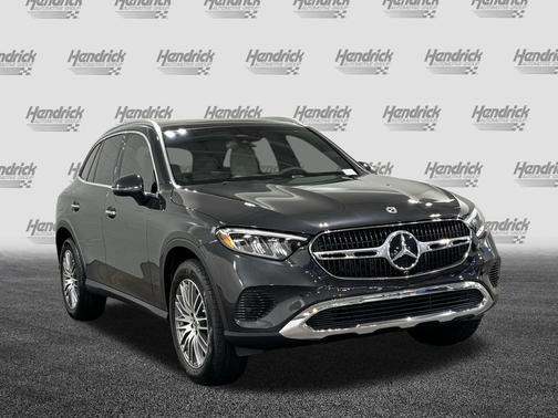 Graphite Grey Metallic 2026 Mercedes-Benz GLC 300 4MATIC