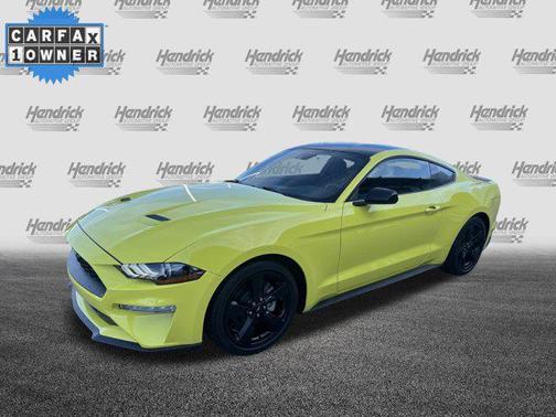 2021 Ford Mustang EcoBoost