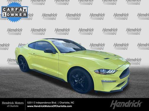 2021 Ford Mustang EcoBoost