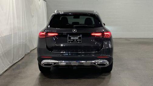 2026 Mercedes-Benz GLC 300 4MATIC