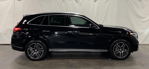 2026 Mercedes-Benz GLC 300 Base