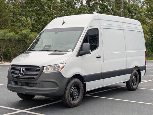 2025 Mercedes-Benz Sprinter 2500 Standard Roof