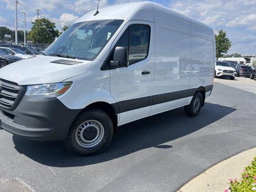 2025 Mercedes-Benz Sprinter 2500 Standard Roof