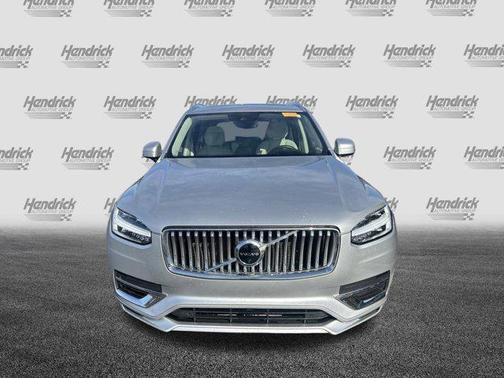 2022 Volvo XC90 Recharge Plug-In Hybrid T8 Inscription 6 Passenger