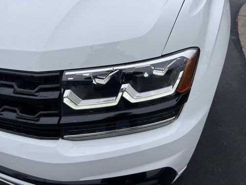2018 Volkswagen Atlas 3.6L SE w/Technology