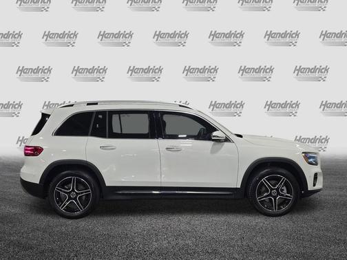 Polar White 2026 Mercedes-Benz GLB 250 4MATIC