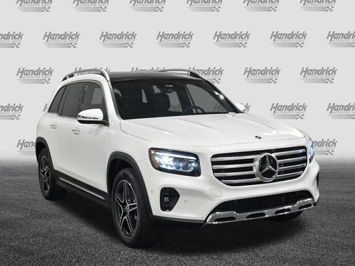 Polar White 2026 Mercedes-Benz GLB 250 4MATIC